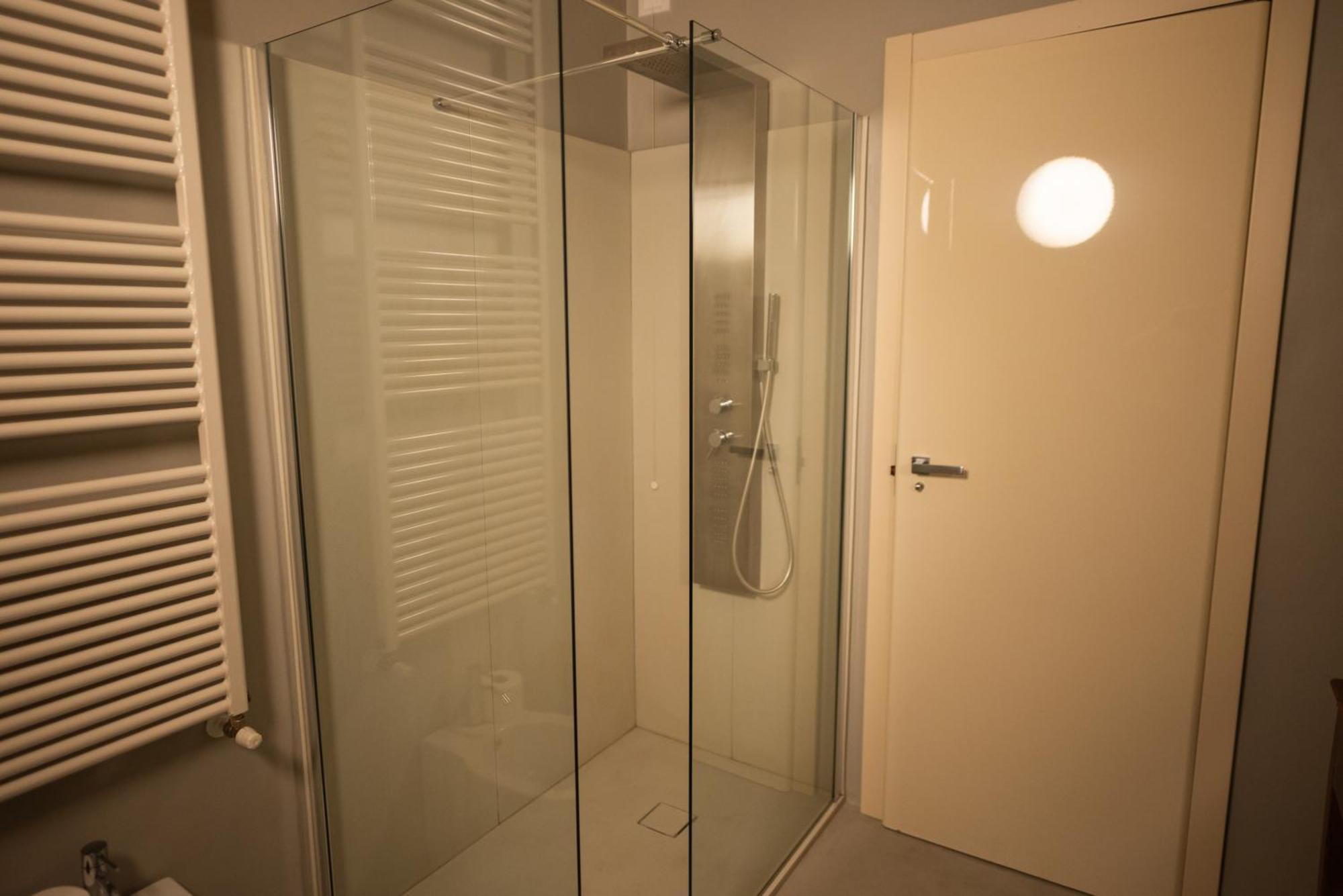 Suite N7 - Rifugio D'Epoca Con Posto Auto Brescia Exterior photo