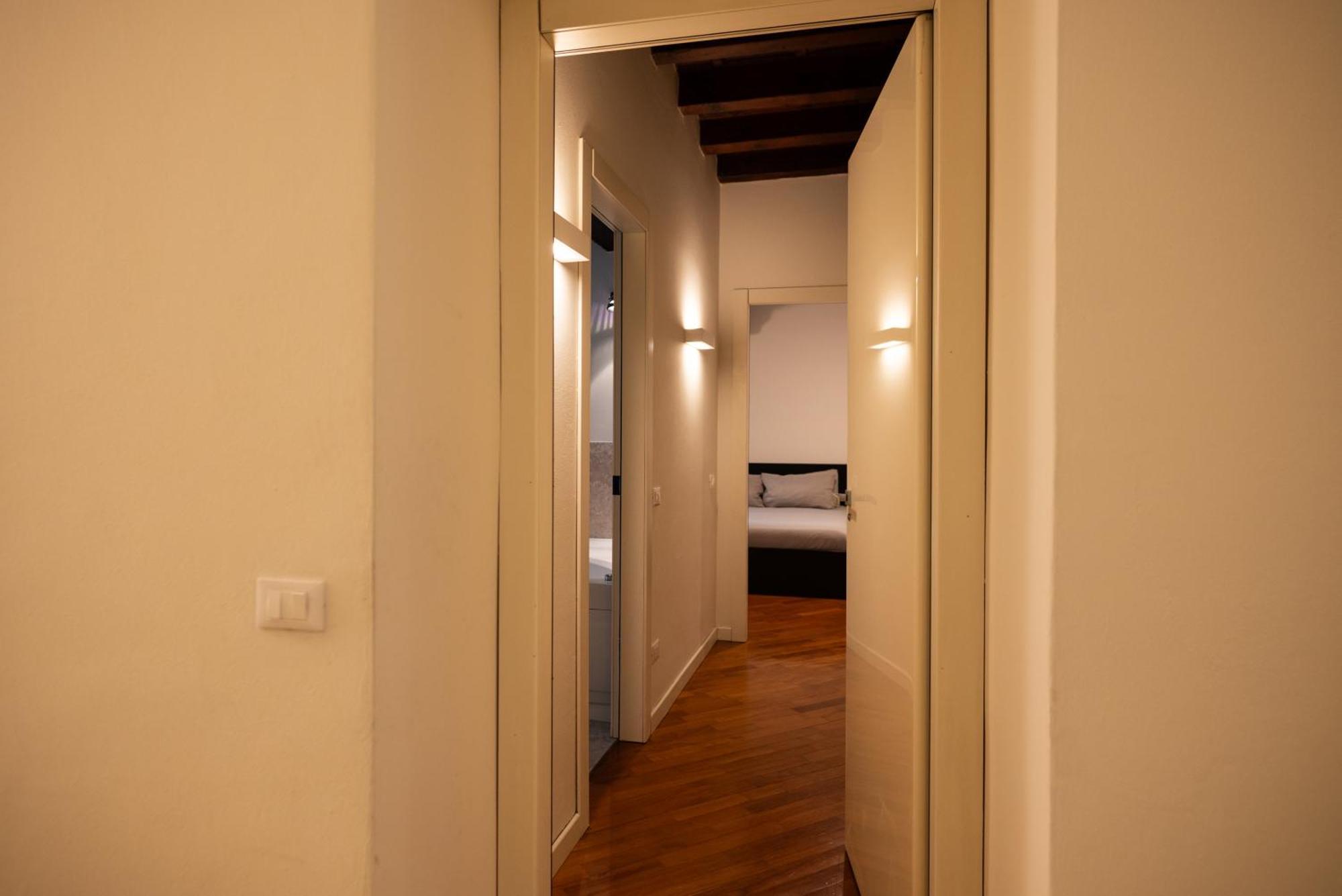 Suite N7 - Rifugio D'Epoca Con Posto Auto Brescia Exterior photo